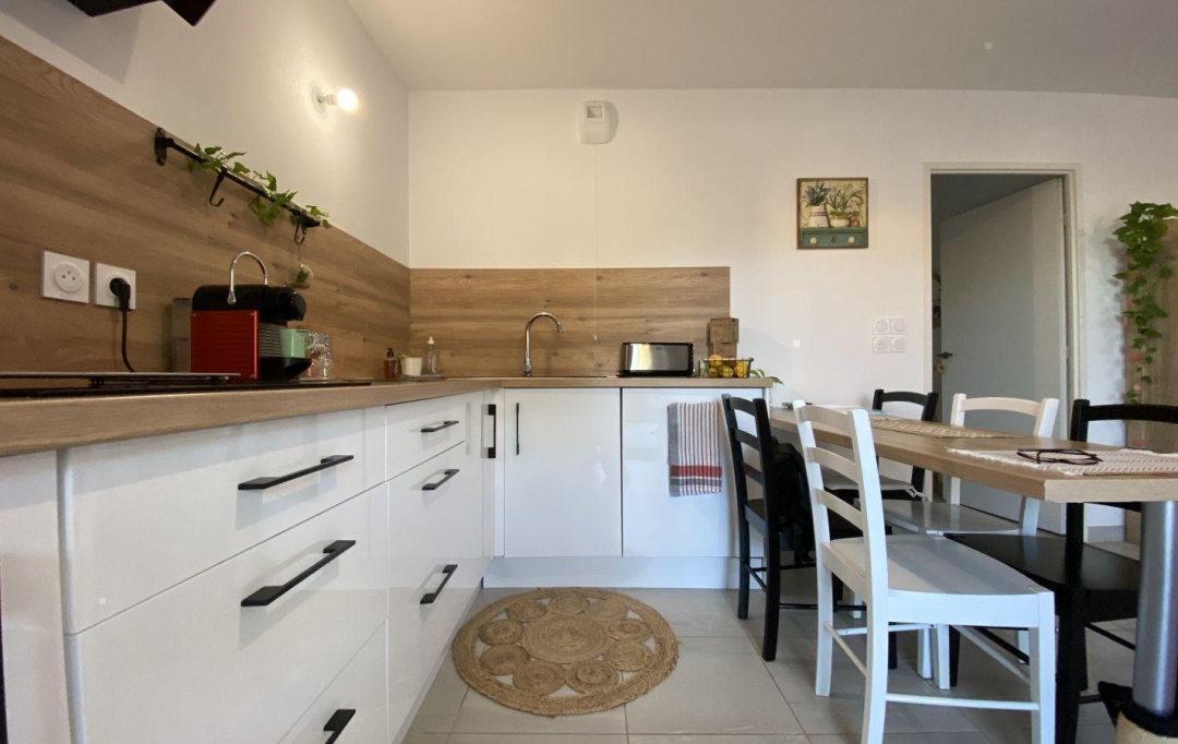 Annonces TOULON : Appartement | TOULON (83000) | 62 m2 | 329 000 € 